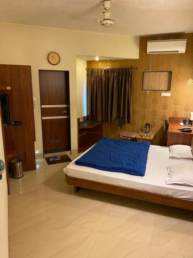 Panchavati Elite Inn Nashik Exterior foto