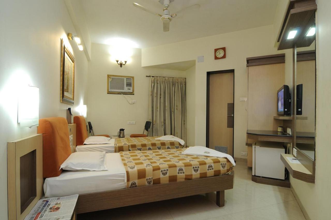 Panchavati Elite Inn Nashik Exterior foto